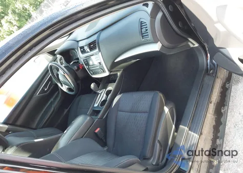 2016 Nissan Altima 2.5/2.5 S/2.5 Sl/2.5 Sr/2.5 Sv z USA, uszkodzony, nr VIN 1N4AL3AP9GC226738